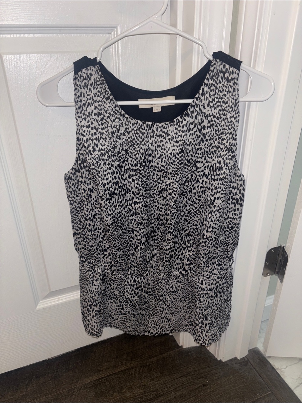 LOFT Black and White Geometric Printed Peplum Blouse